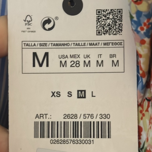 🦋 BLOGGERS FAVORITE 🦋 ZARA ASYMMETRICAL PRINTED TOP SIZE M - Picture 16 of 16